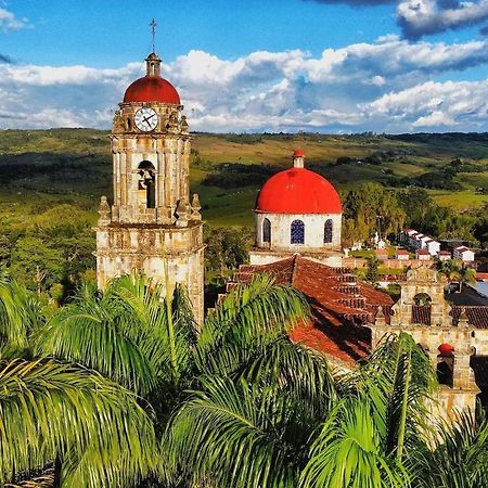 Hostal Jose Navarro Guadalupe Bagian luar foto